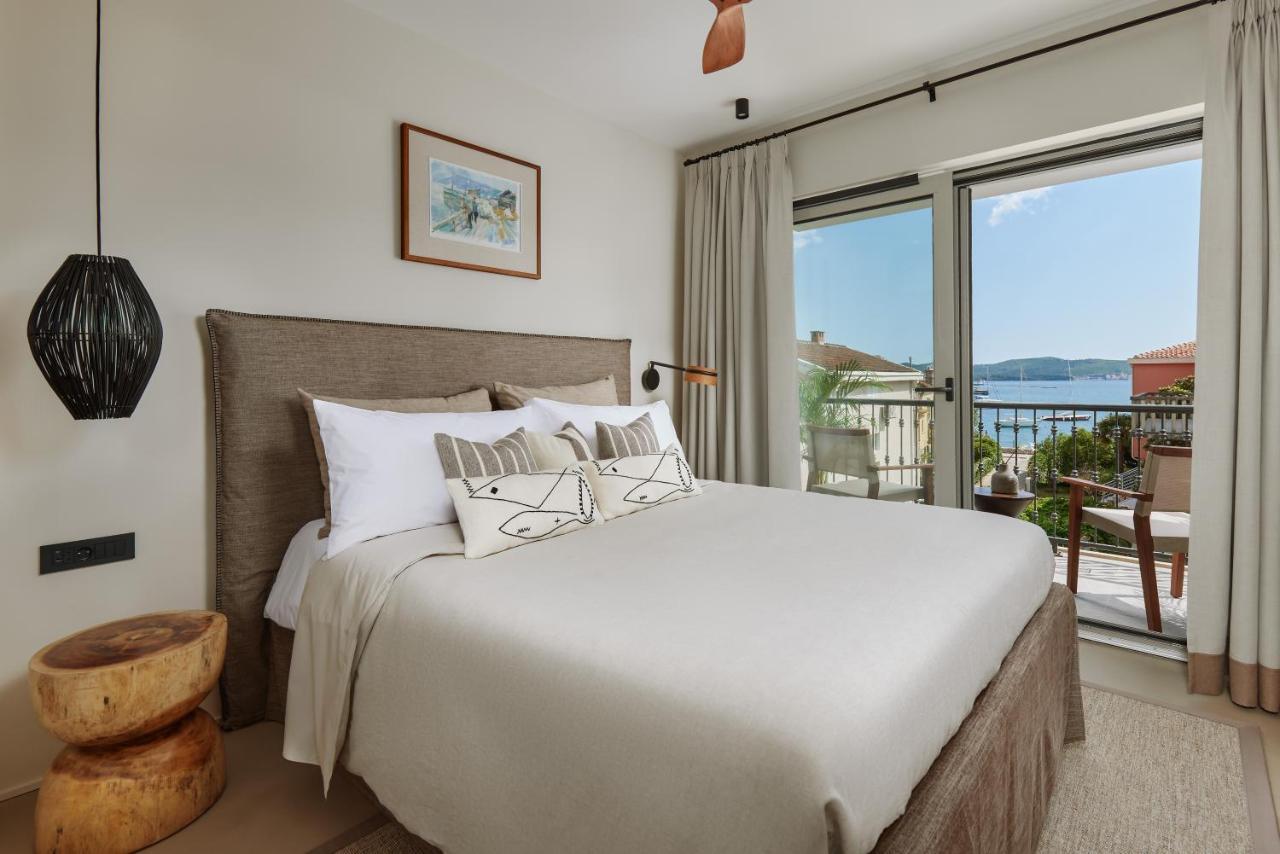 Casa Manor Boutique Hotel Tivat Exterior photo